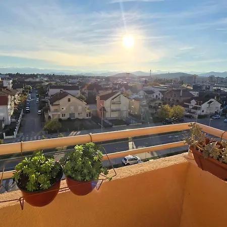 Rajka Lux * Podgoriçe