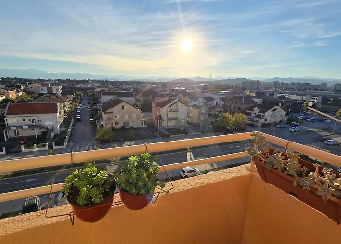 Rajka Lux * Podgoriçe