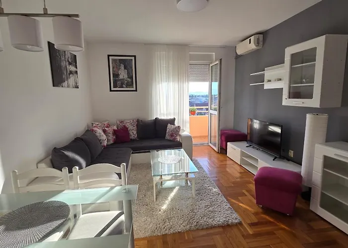 Rajka Lux Daire Podgoriçe